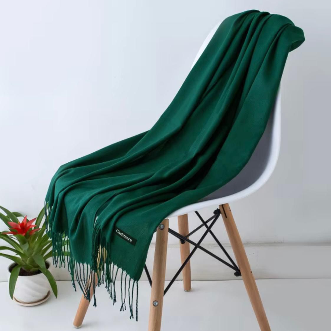 Women Warm Winter | Cashmiri Wool (Botle green)